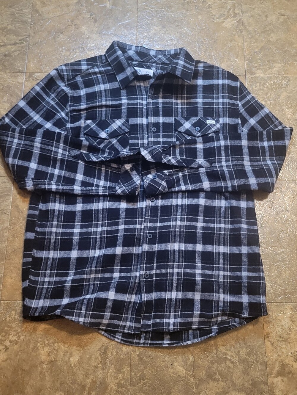 Hurley Flannel Shirt Mens Large L Black Gray Button Up Long Sleeve Plaid